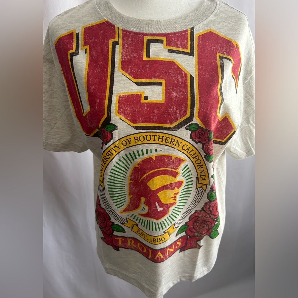 *New* USC Trojans Graphic T-Shirt - Picture 2 of 8